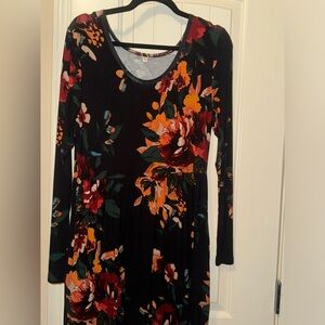 NWT Black Multicolor Floral Print Scoop Neck Long Sleeve Maxi Dress Size L